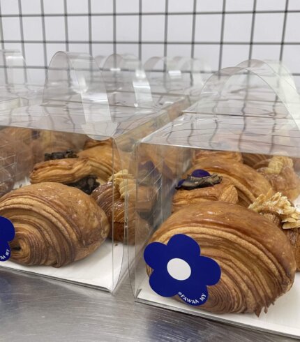 Mini Croissant Gift Box 4pcs – Chocolate, custard, and butter croissants by Fawaa MY, handmade in Kuala Lumpur.