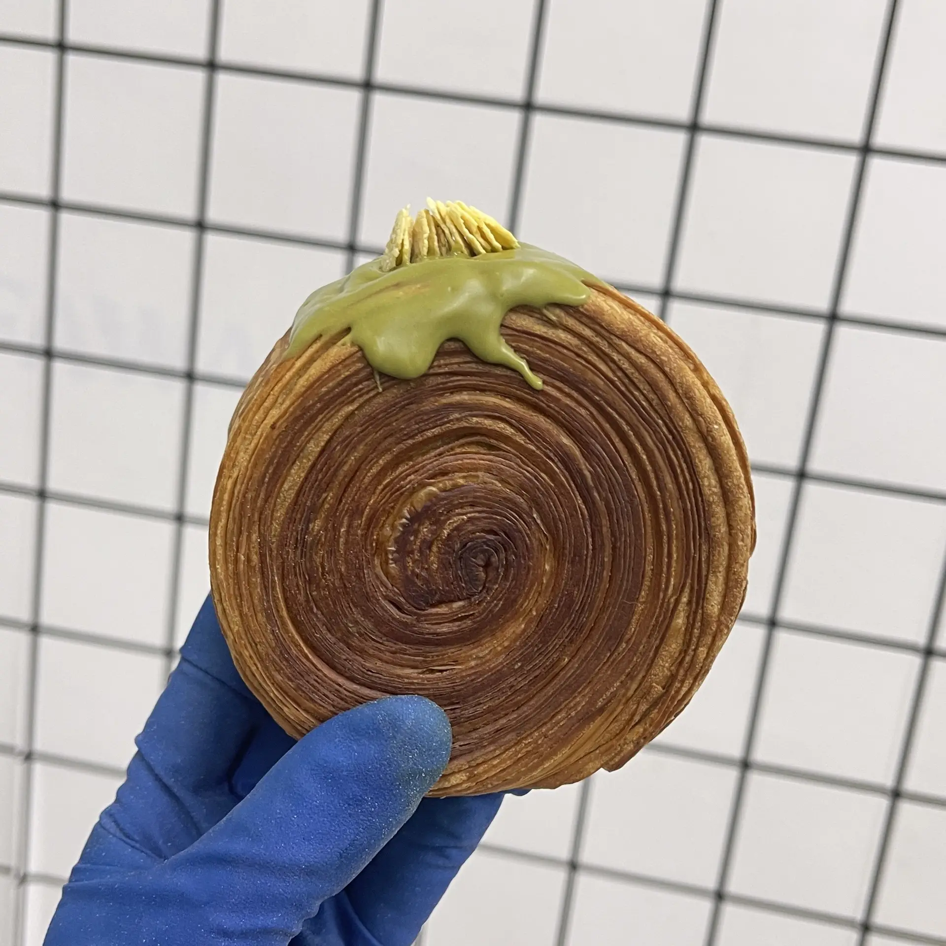 matcha cromboloni by Fawaa MY –matcha pastry wholesale Malaysia