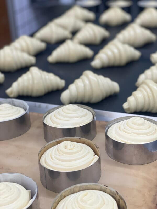 handmade butter pastries, Muslim-friendly, perfect for gifts and events in Kuala Lumpur.